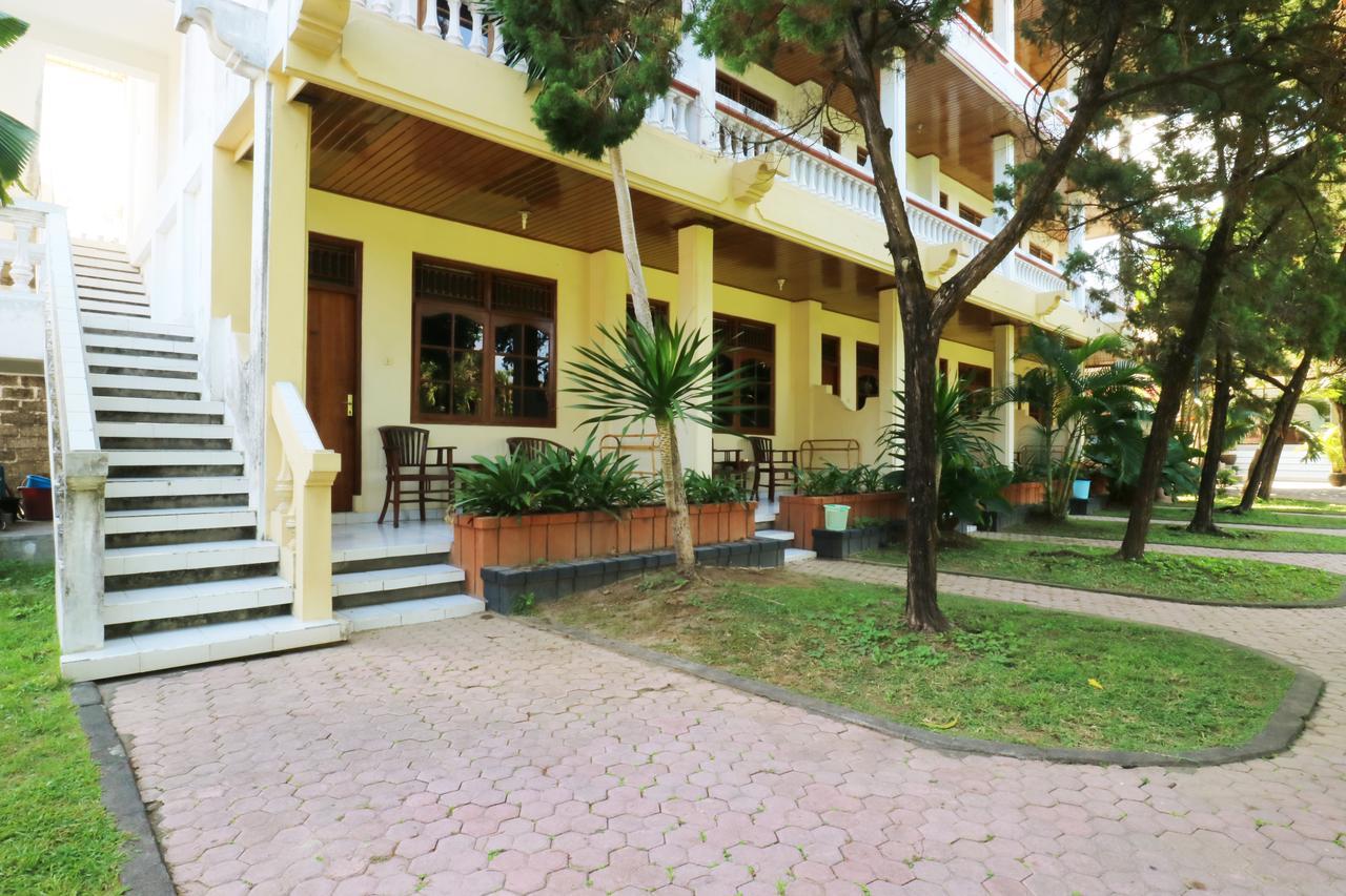 Mekar Jaya Bungalows Кута Екстериор снимка