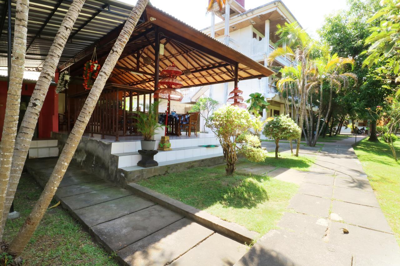 Mekar Jaya Bungalows Кута Екстериор снимка
