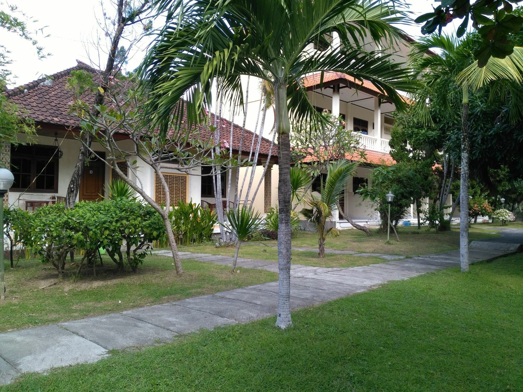 Mekar Jaya Bungalows Кута Екстериор снимка